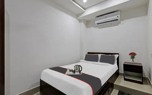 Collection O 91337 Lakhi Guest House