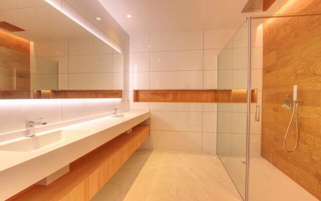 2244 - Modern Villa Puerto Banus