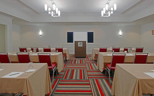 Four Points by Sheraton York