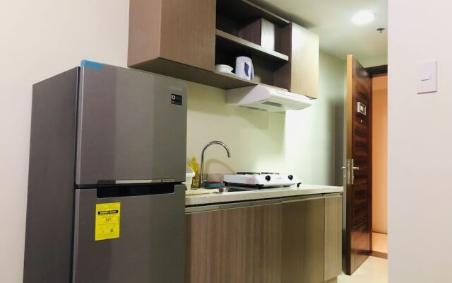 Cozy Furnished Rooms at Horizons 101