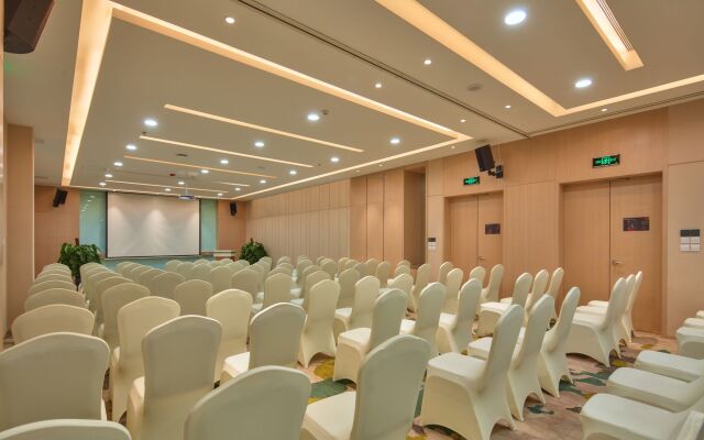 Holiday Inn Express Shenyang Tawan by IHG