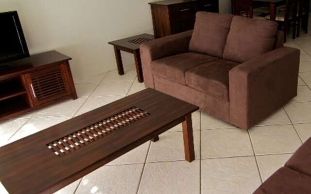 Merrima Court Holidays