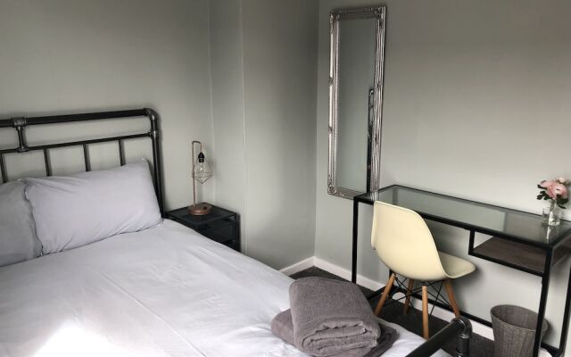 Liverpool Central Stay