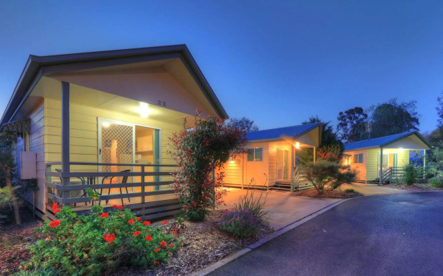 Pepper Tree Cabins