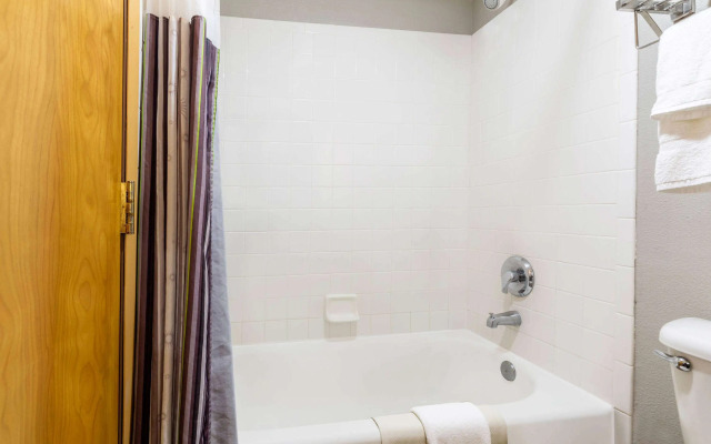 La Quinta Inn & Suites by Wyndham Vancouver