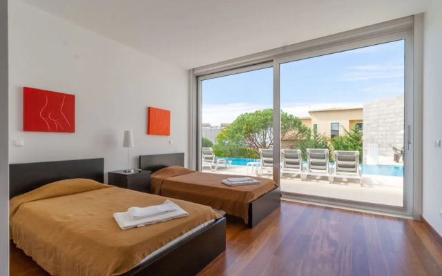Villas2Go2 Evaristo