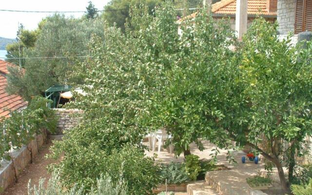 Apartment Milo - 50m from the sea