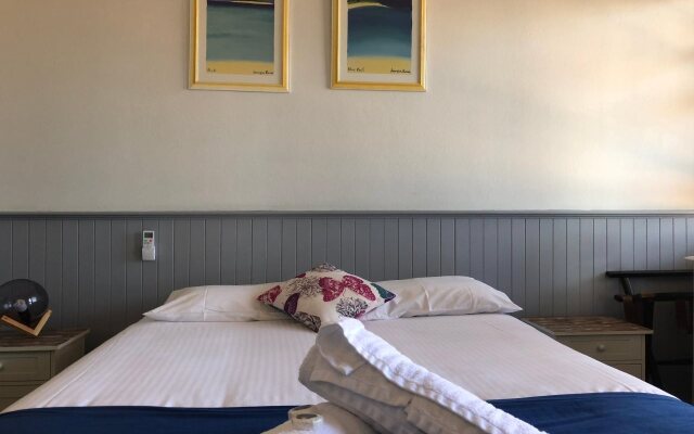 Squid Ink Motel