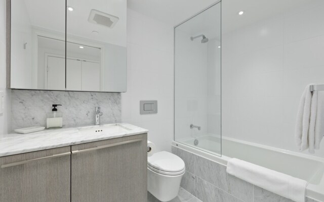 1111 Richards - 1407