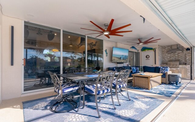 Luxury Long Waterview w Pool-kayaks-clubs-bikes
