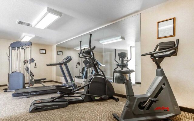 Comfort Suites Red Bluff near I-5