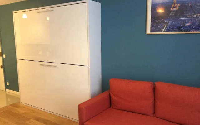 Vibrant Studio for 4 Near Gare de L'est
