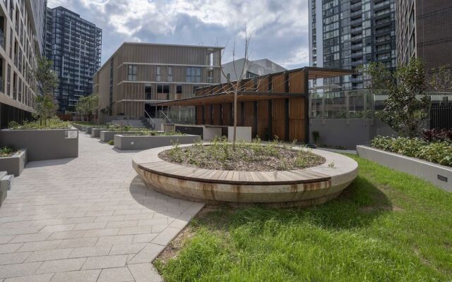 Modern Apartment in Darling Harbour