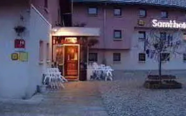 Hotel The Originals Annecy Nord (ex P'tit-Dej Hotel)
