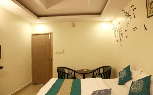 OYO 3075 Hotel RK Residency
