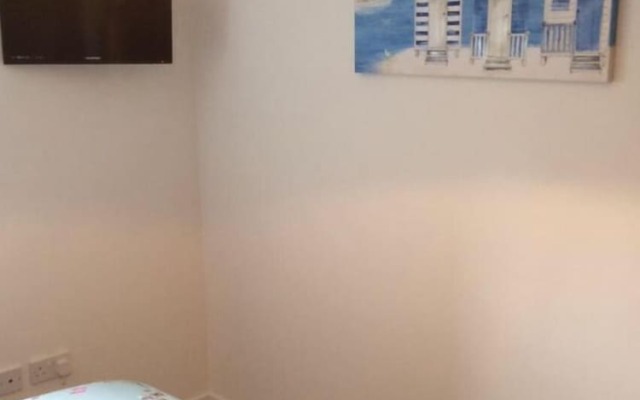 Mossie Apartment