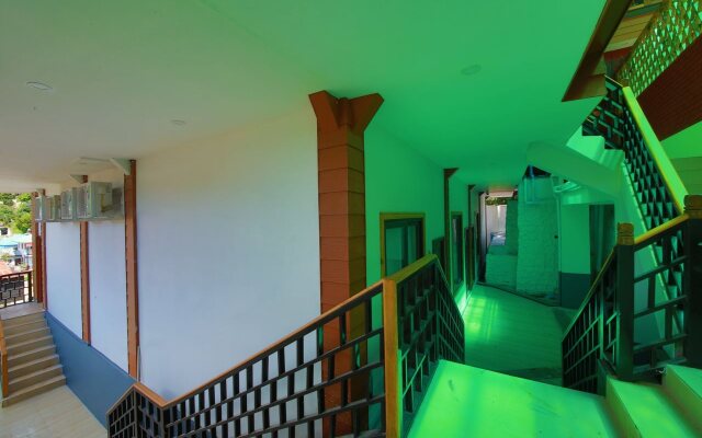 Essence Motel