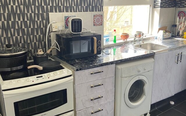 Lovely Humuplace 1-bed Apartment in Birmingham