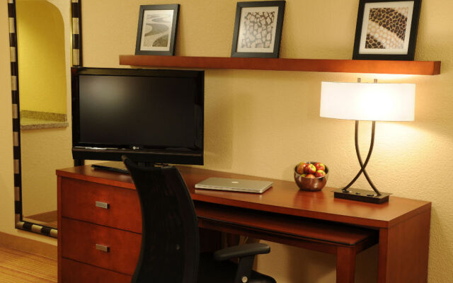 Courtyard Newburgh Stewart Airport