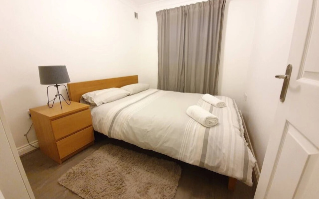 BookedUK Bright Apartment in Stevenage