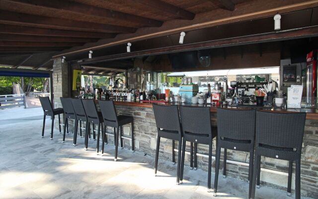 Naias Beach Hotel