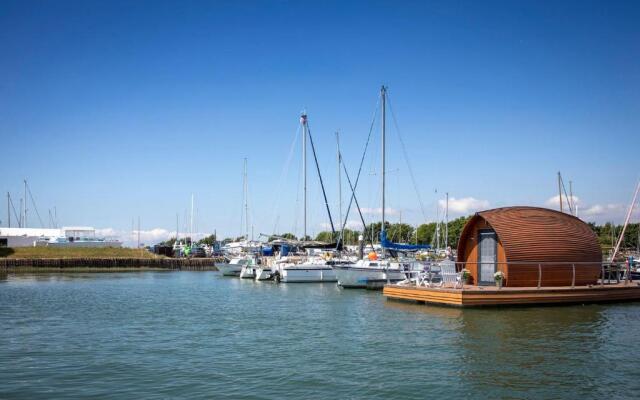 Sea Breeze Ark 900 Boat