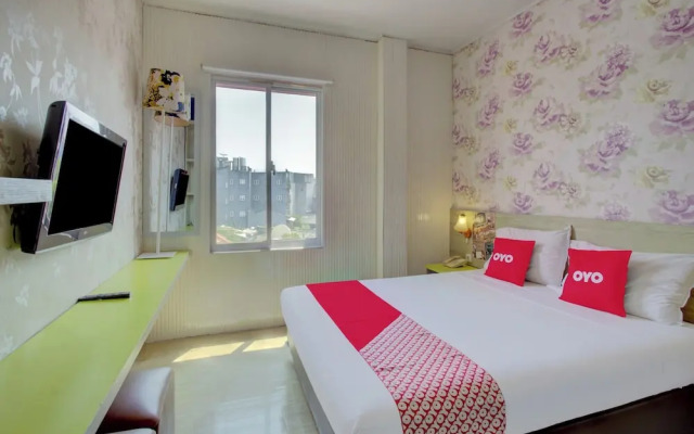 Collection O Gambir Near Masjid Istiqlal Formerly Aleander Hotel