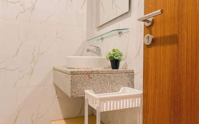 Cozy Stay 1Br At Apartment Grand Kamala Lagoon
