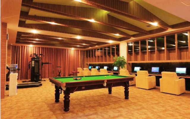 Fengxiang Hot Spring