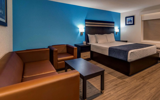 SureStay Plus Hotel by Best Western Humble