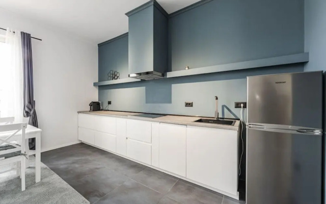 Modern Apartment With Scenic Views Earthy Vibes