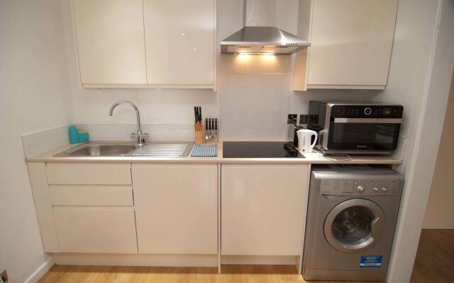 Southampton Serviced Apartment