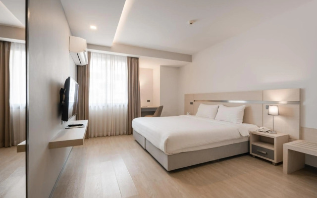 Samyan Serene Hotel
