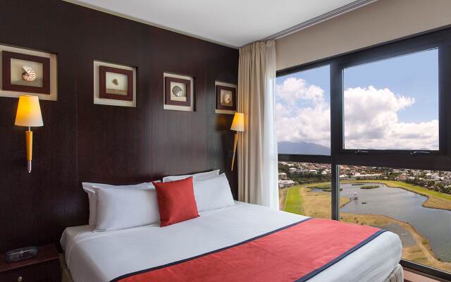 Ramada Hotel & Suites Noumea