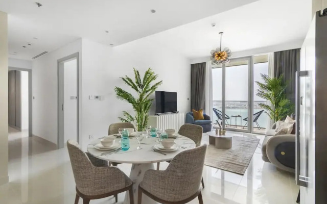Sea view 2BR Beach Isle