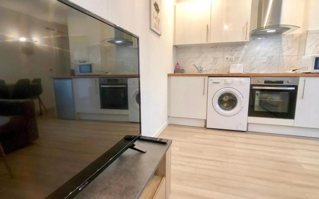 Charming Home - City Center Cosy Apartments