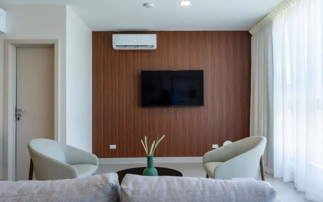 Arcadia Condo Suites