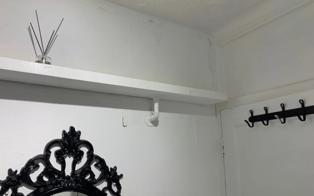 Lovely Contractor/family House London