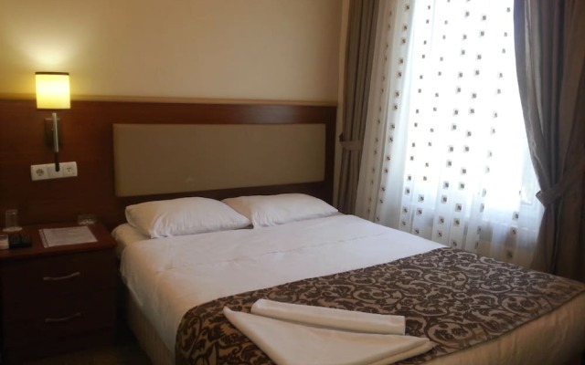 Kyme Otel