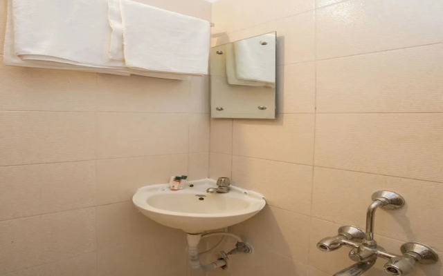 Ganga Residency By OYO Rooms