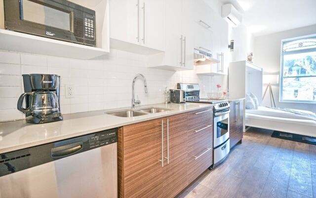 Downtown 302 Central Modern Liv MTL