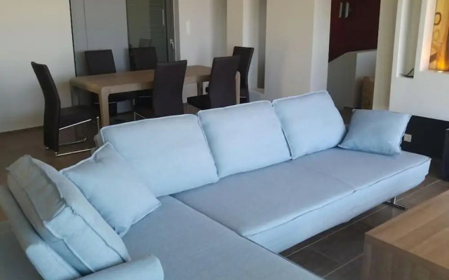 260sqm villa in Loutraki with a sea view