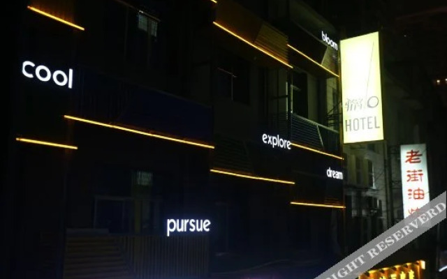 Yiwo Hotel