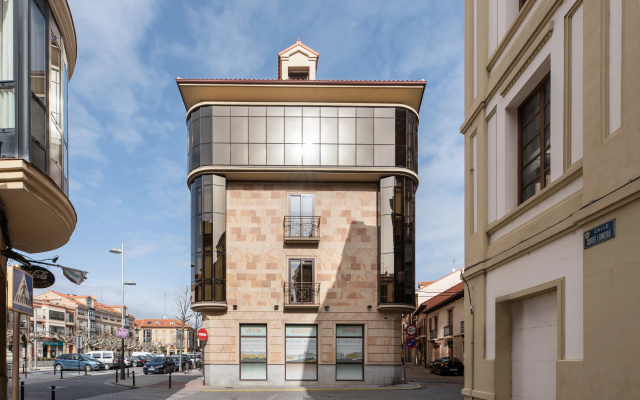 Suite The Way
