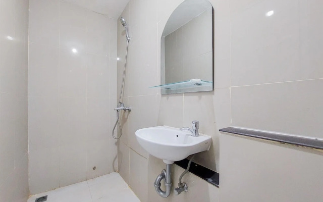 Restful And Modern 2Br Majestic Point Serpong Apartment