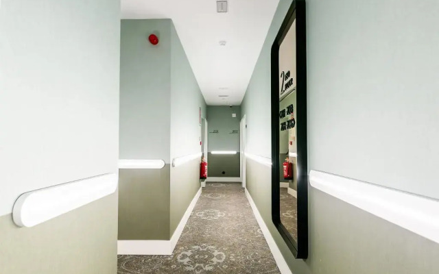 Lx SoHo Boutique Hotel by RIDAN Hotels