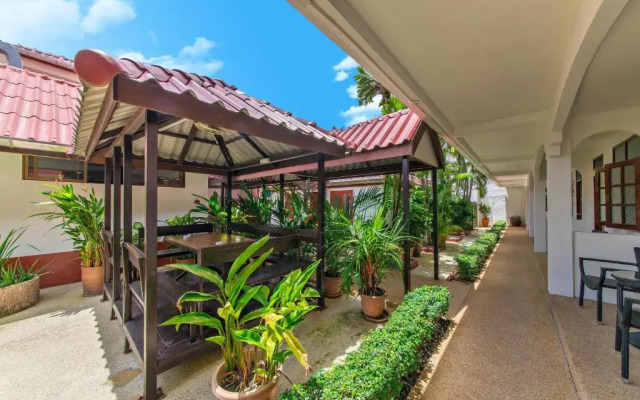 Panda Hotel（Patong Beach）