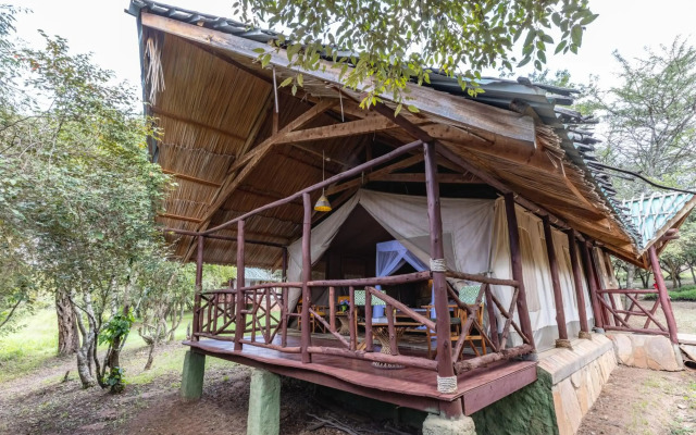 Sentrim Mara Game Lodge