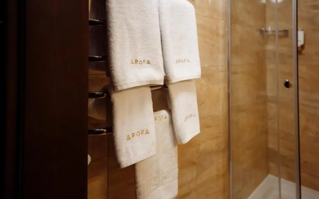 Private Rooms in Hotel Lift 1R