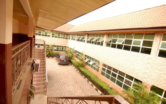 Juvacy Luxury Hotel 1